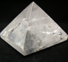 Křišťál - pyramida 2,5cm : 229,- Kč